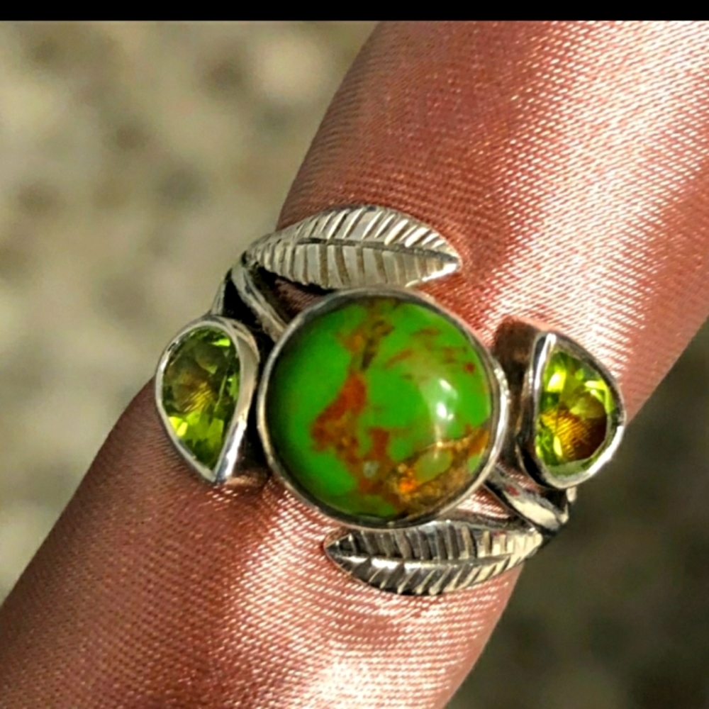 NWOT NOVICA Composite Turquoise 925°SS Ring ."Green Ivy".